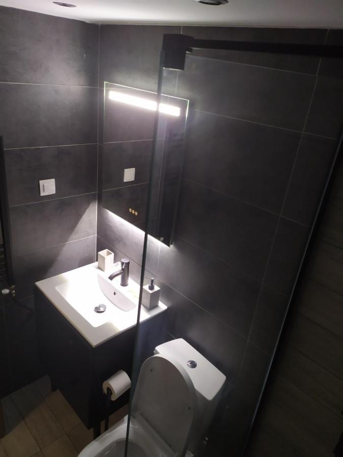 Sky Nomads Apartamento Tessalónica Exterior foto