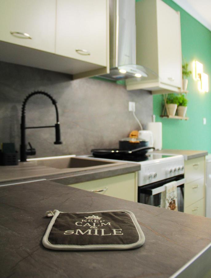 Sky Nomads Apartamento Tessalónica Exterior foto
